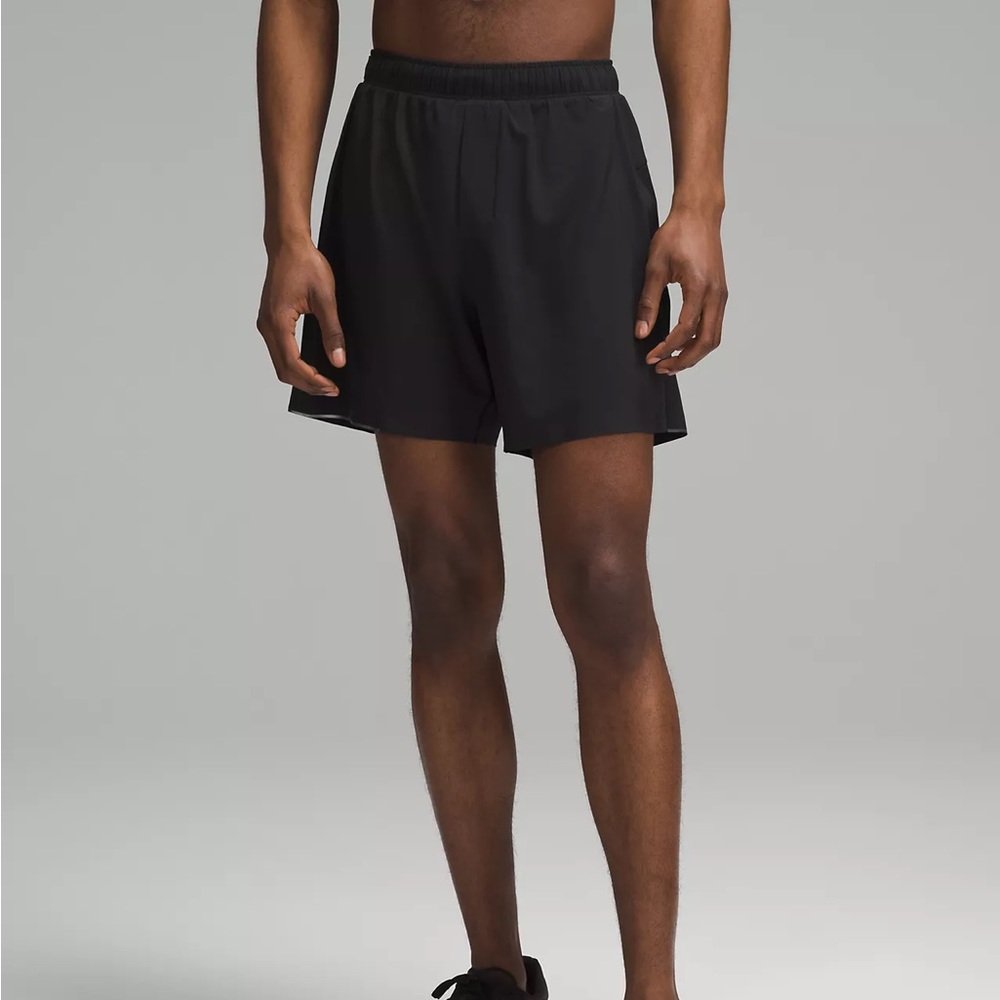 Lululemon men’s surge short 6” lined. Lot of 2. Small
